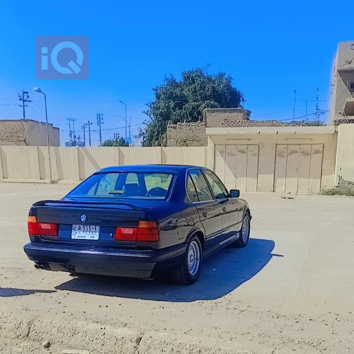 بی ئێم دەبڵیو سیریەس 5